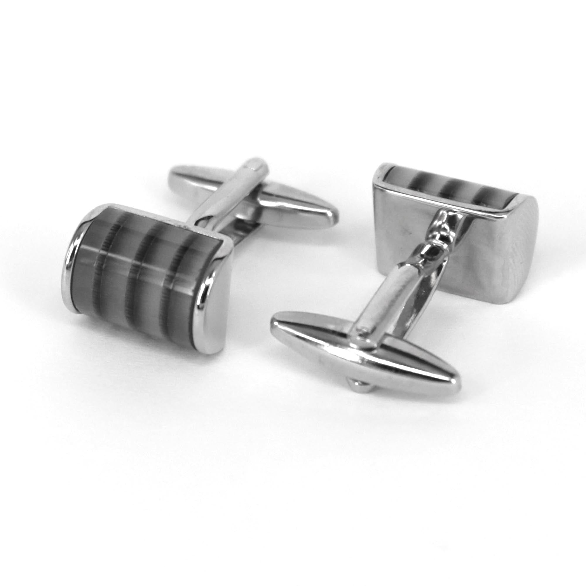 D-shape fiber glass Cufflink in black and white (Online Exclusive)