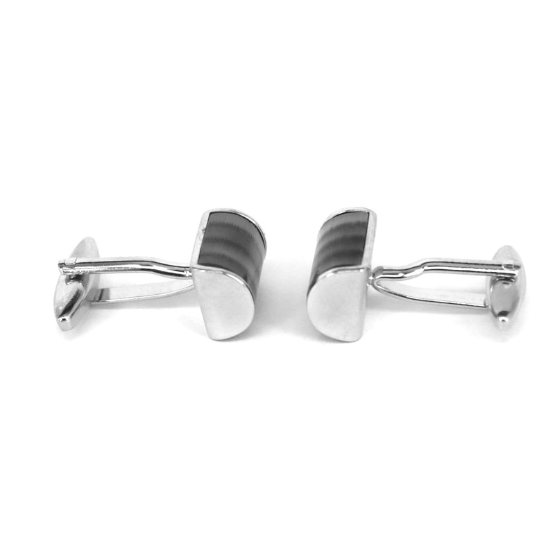 D-shape fiber glass Cufflink in black and white (Online Exclusive)