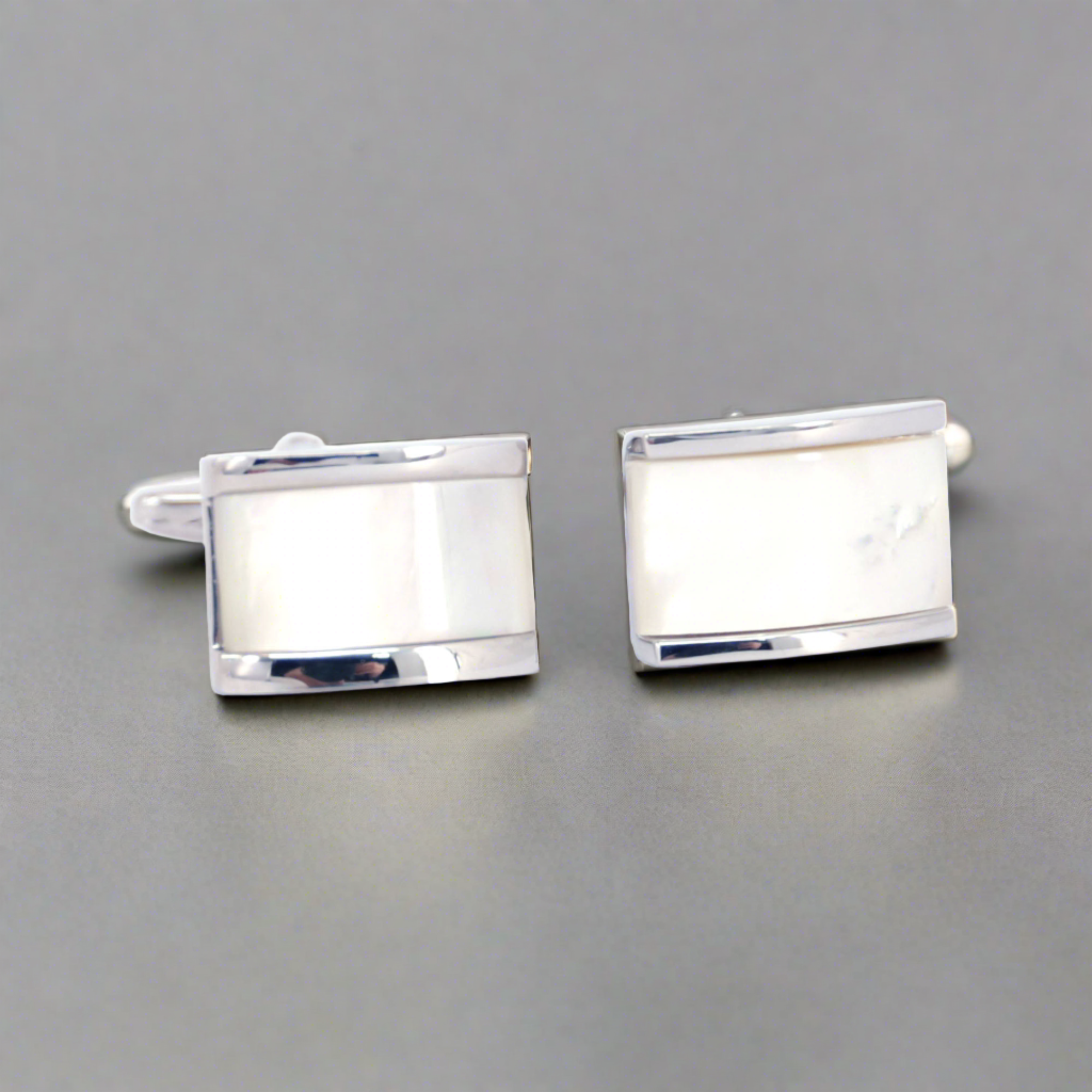 Rectangle MOP Cufflinks in  White