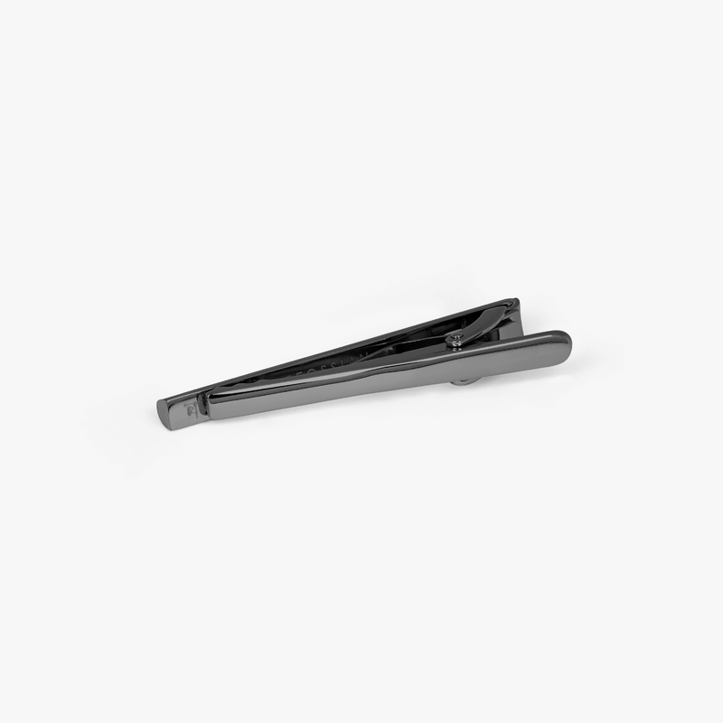 Brushed Classic tie clip with gunmetal finish